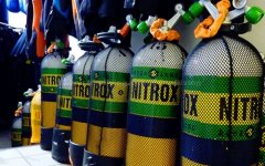 �����ø���Ǳˮ���Ӱ�ȫ��С����